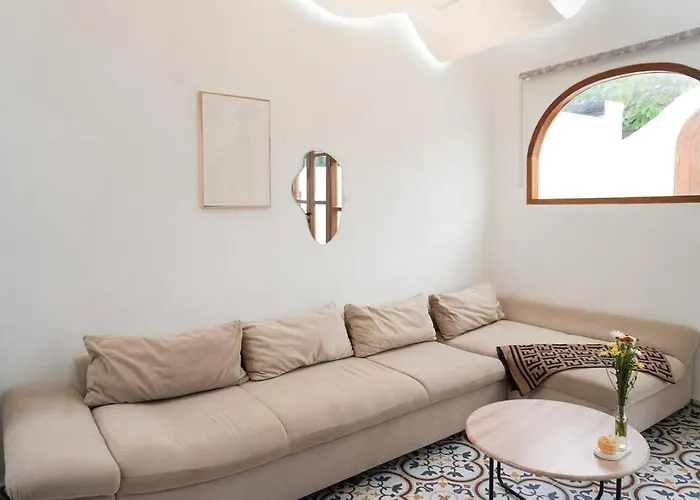 Casa Putih - Cosy 2br In Canggu Dalung (Bali)